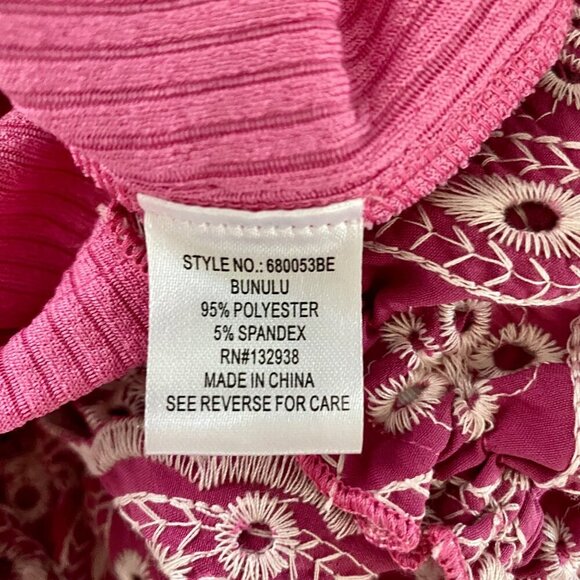 Bunulu Pink Ribbed Textured Top with Detailed Short Sleeves Women's Small - Picture 10 of 11